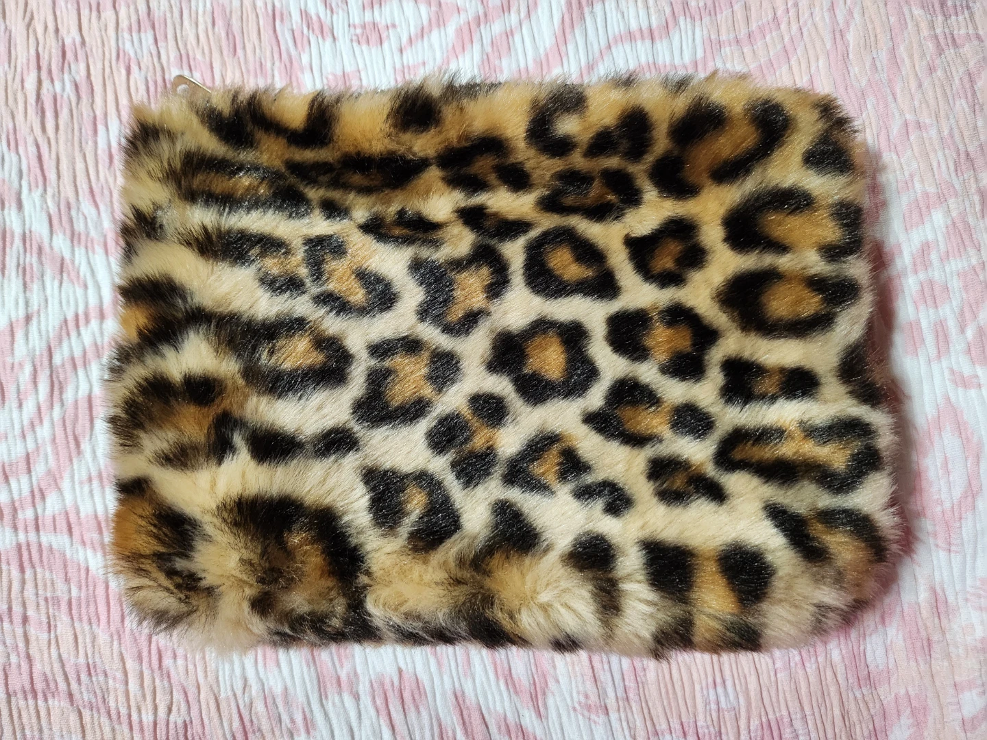 Leopard Print Faux Fur Zipper Pouch