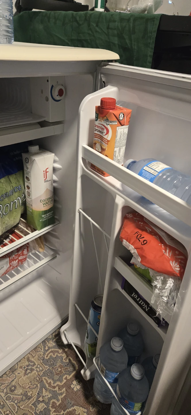 Danby Mini Fridge - photo 3