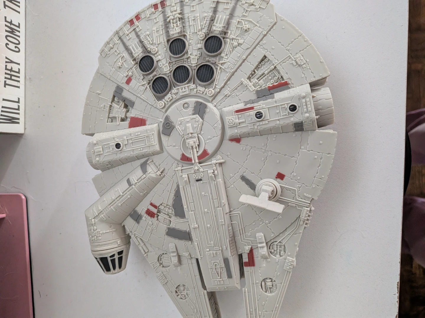 Millennium Falcon Model Toy - photo 3