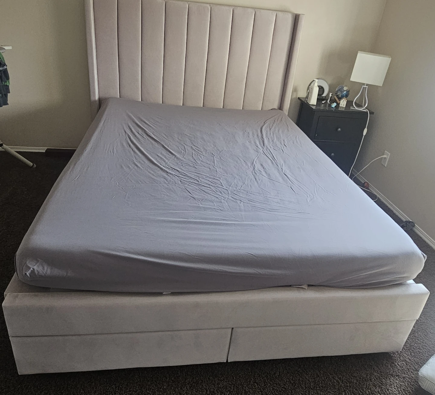 2 Queen size bed