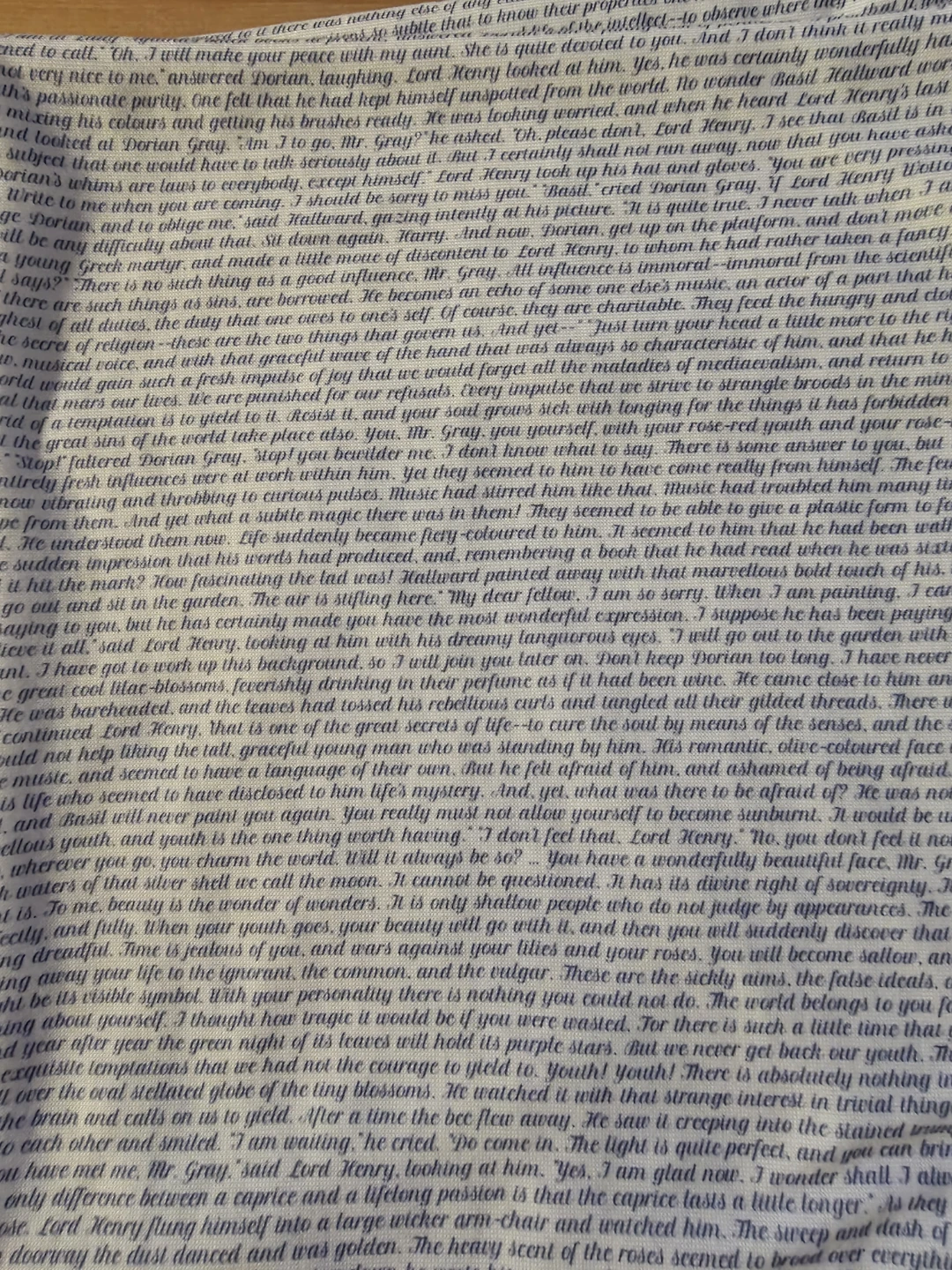 Infinity Scarf with 'Picture of Dorian Grey' text - photo 2