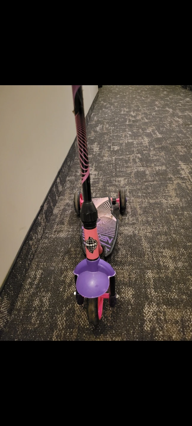 Huffy 3-Wheel Scooter for Kids - photo 3
