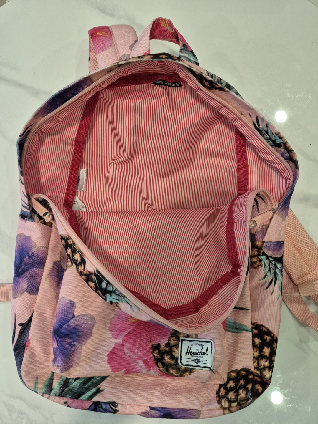 Herschel Backpack Pink Floral Pineapple Print - photo 3