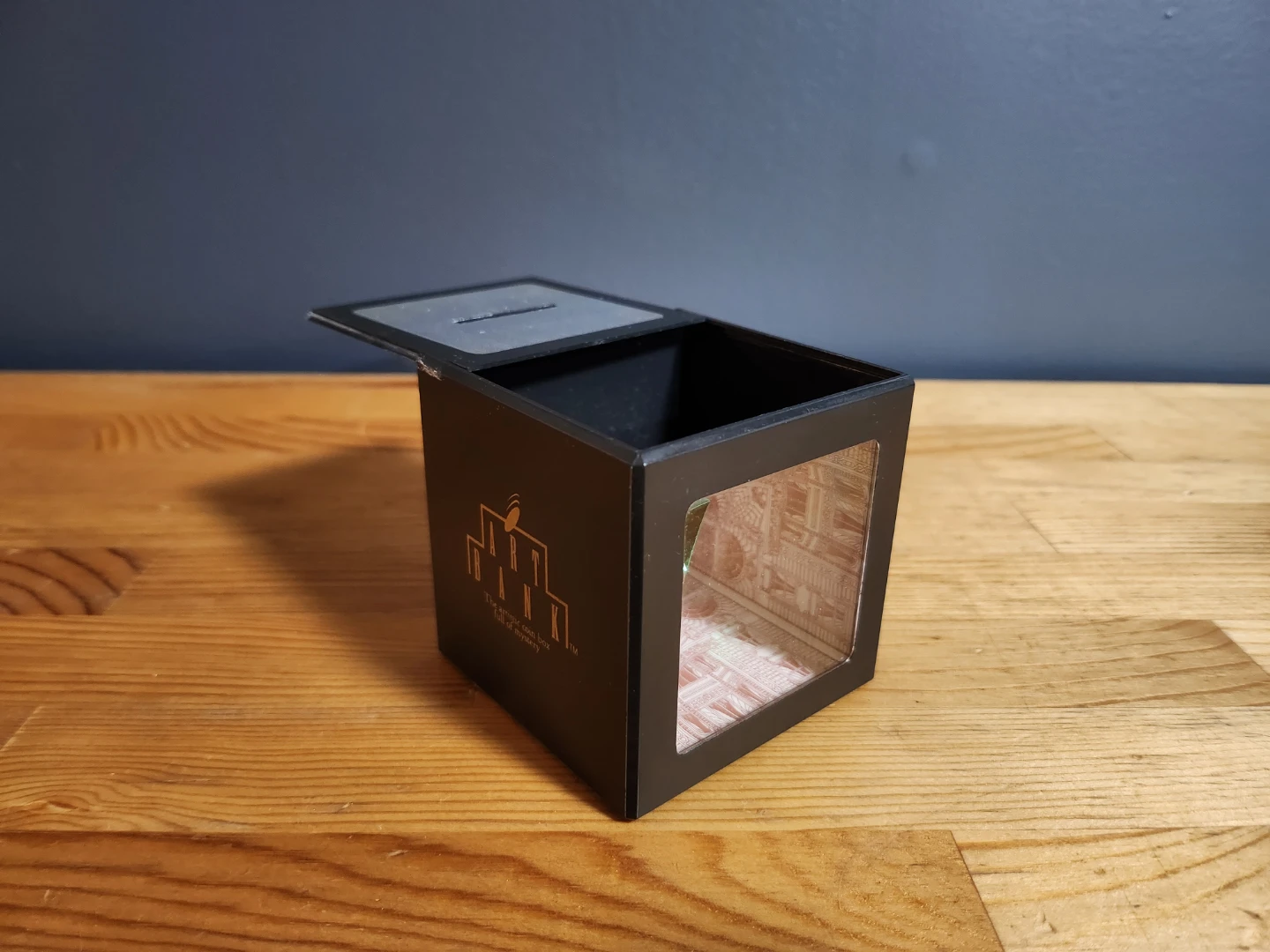 Art Bank Magic Coin Box
