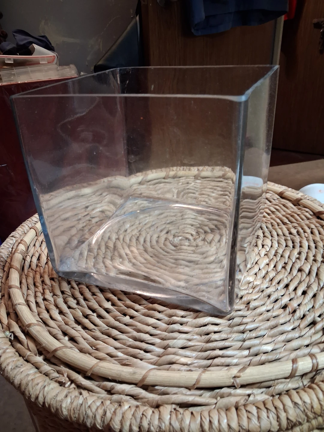 HEAVY LARGE SQUARE  GLASS FOR FLOWERS FOR ANYTHING - photo 3