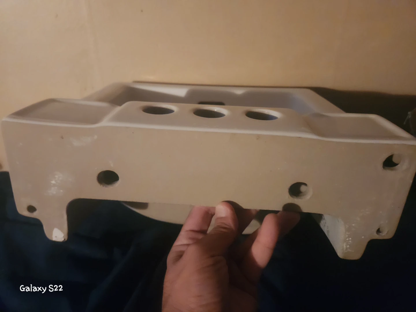 White Ceramic Bathroom Sink - photo 2