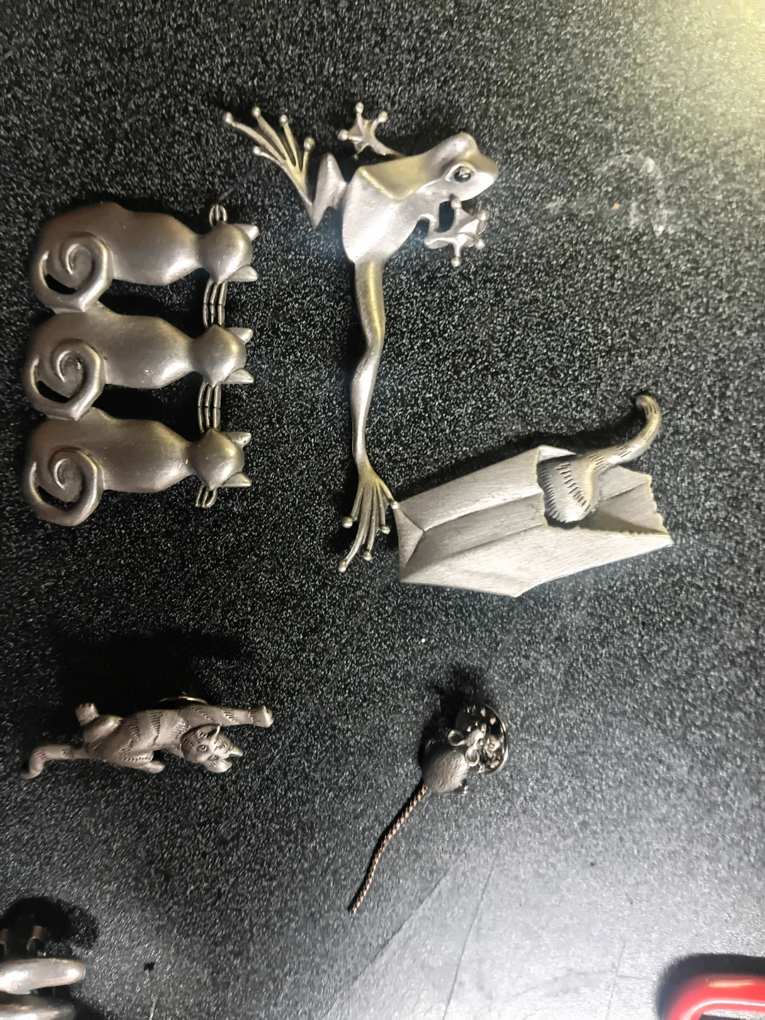 JJ Brooch Lot - Frog, Cats, Mouse, Envelope - photo 4