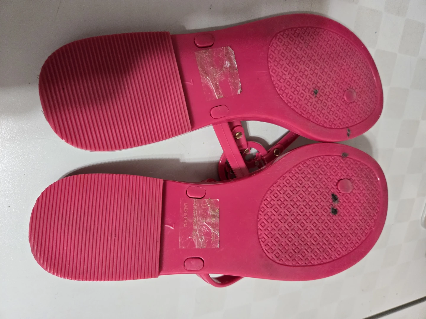 Tory Burch Pink Jelly Sandals - photo 2