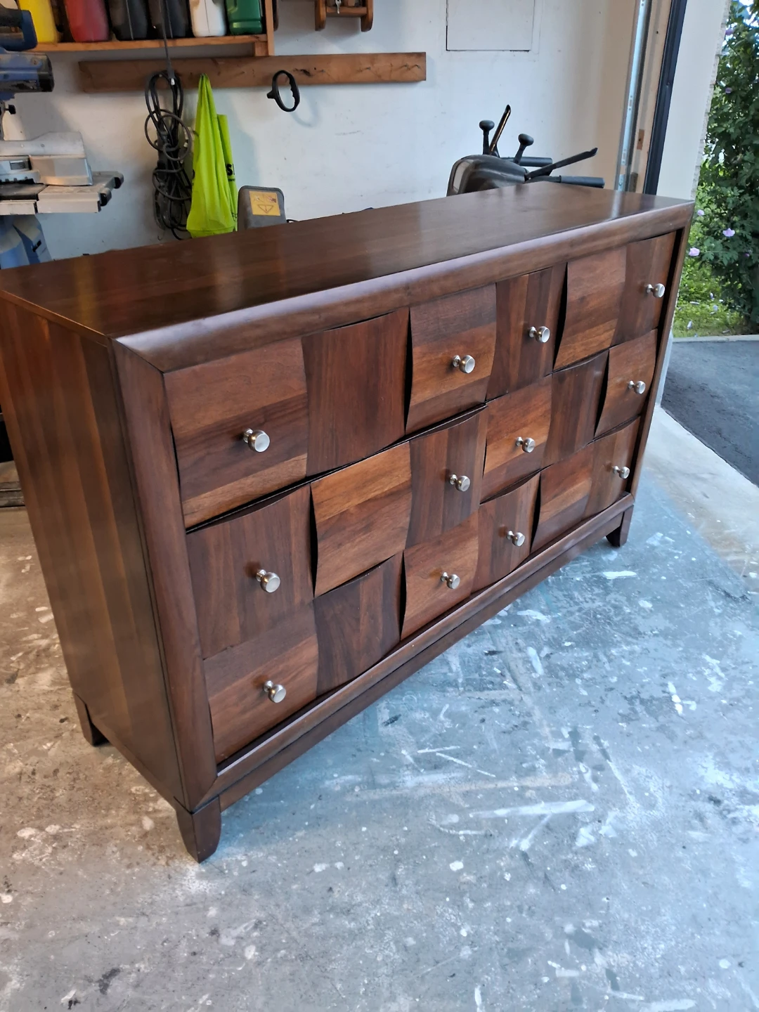 Walnut dreseer with 6.drawers.