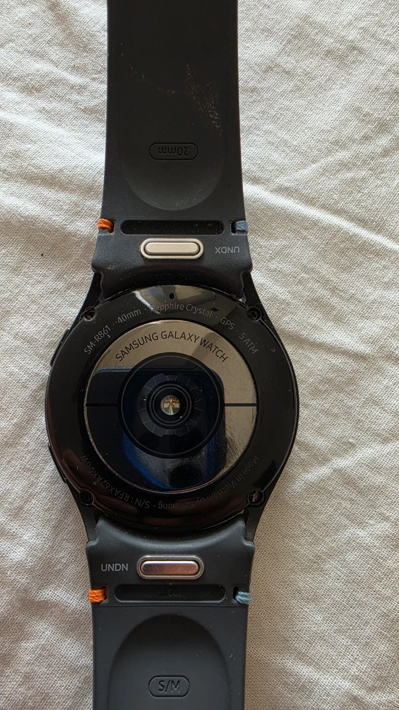 Samsung Galaxy Watch FE - photo 4