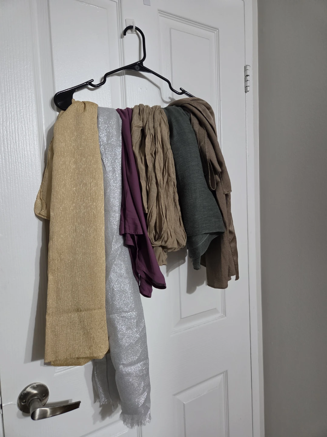Hijabs/scarves, 5 cad each - photo 3