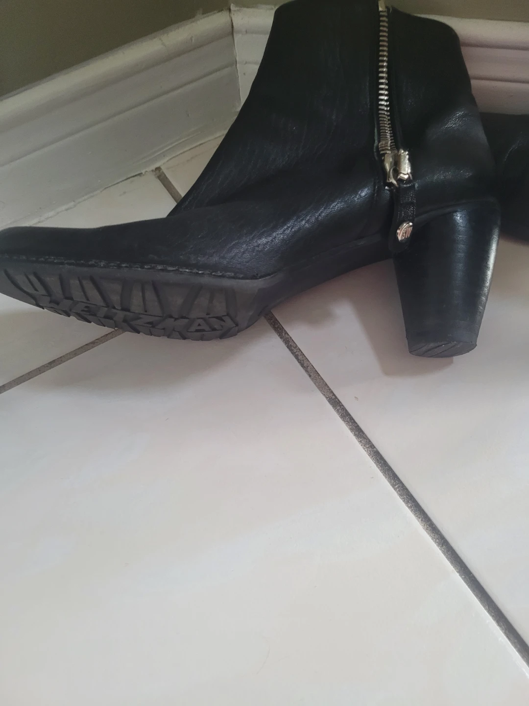 Black  Ankle Boots size 8 - photo 2