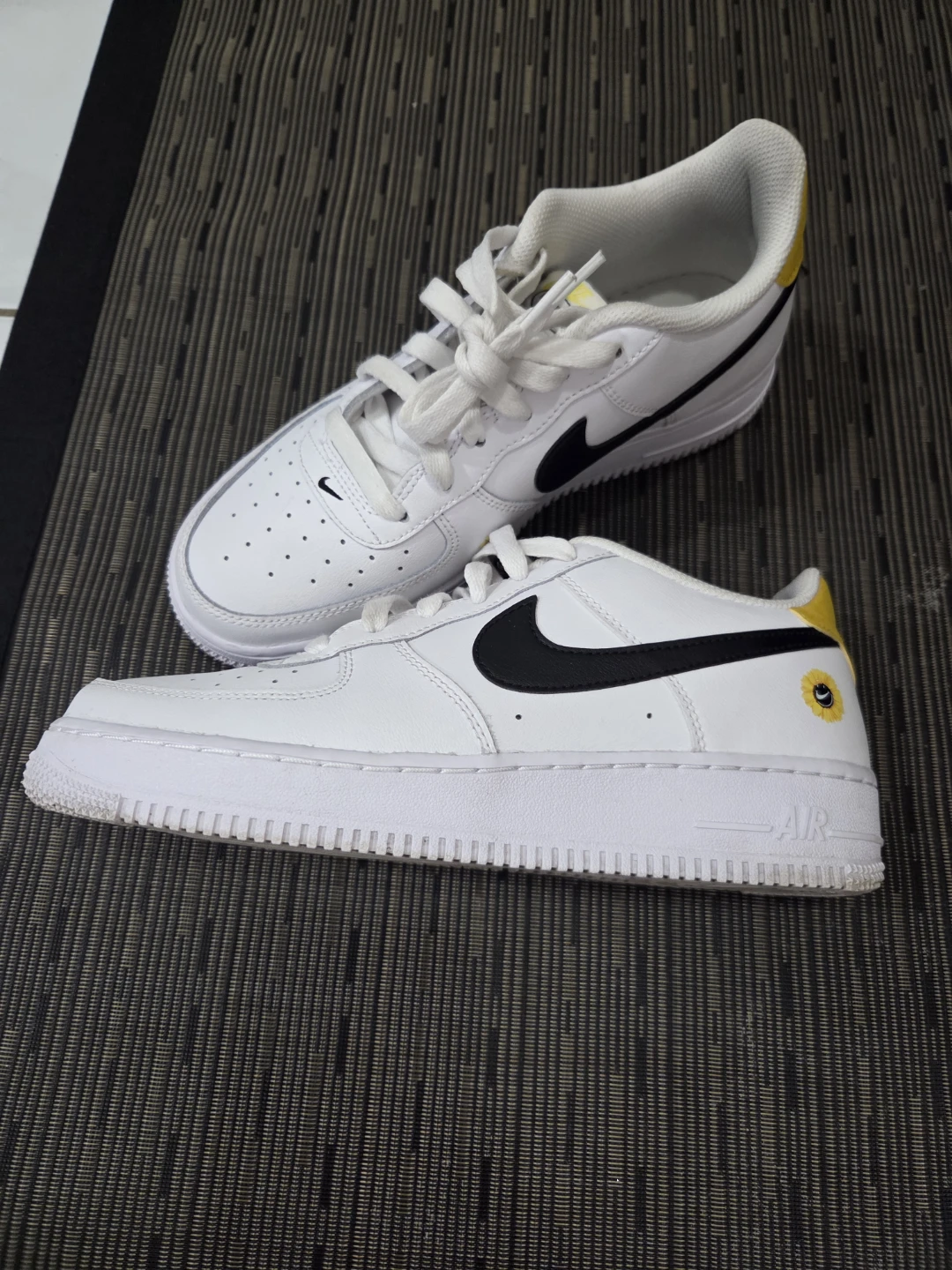 Nike Air Force 1 (Have A Nike Day edition) - youth 7y - photo 4