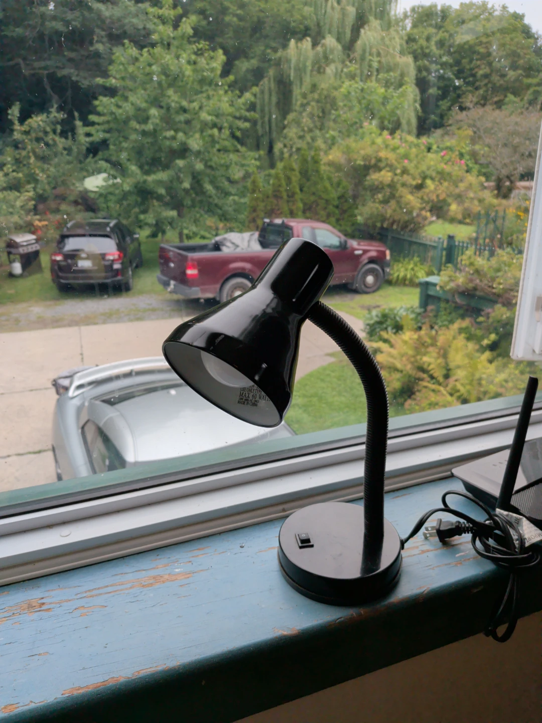 Black Gooseneck Desk Lamp - photo 2