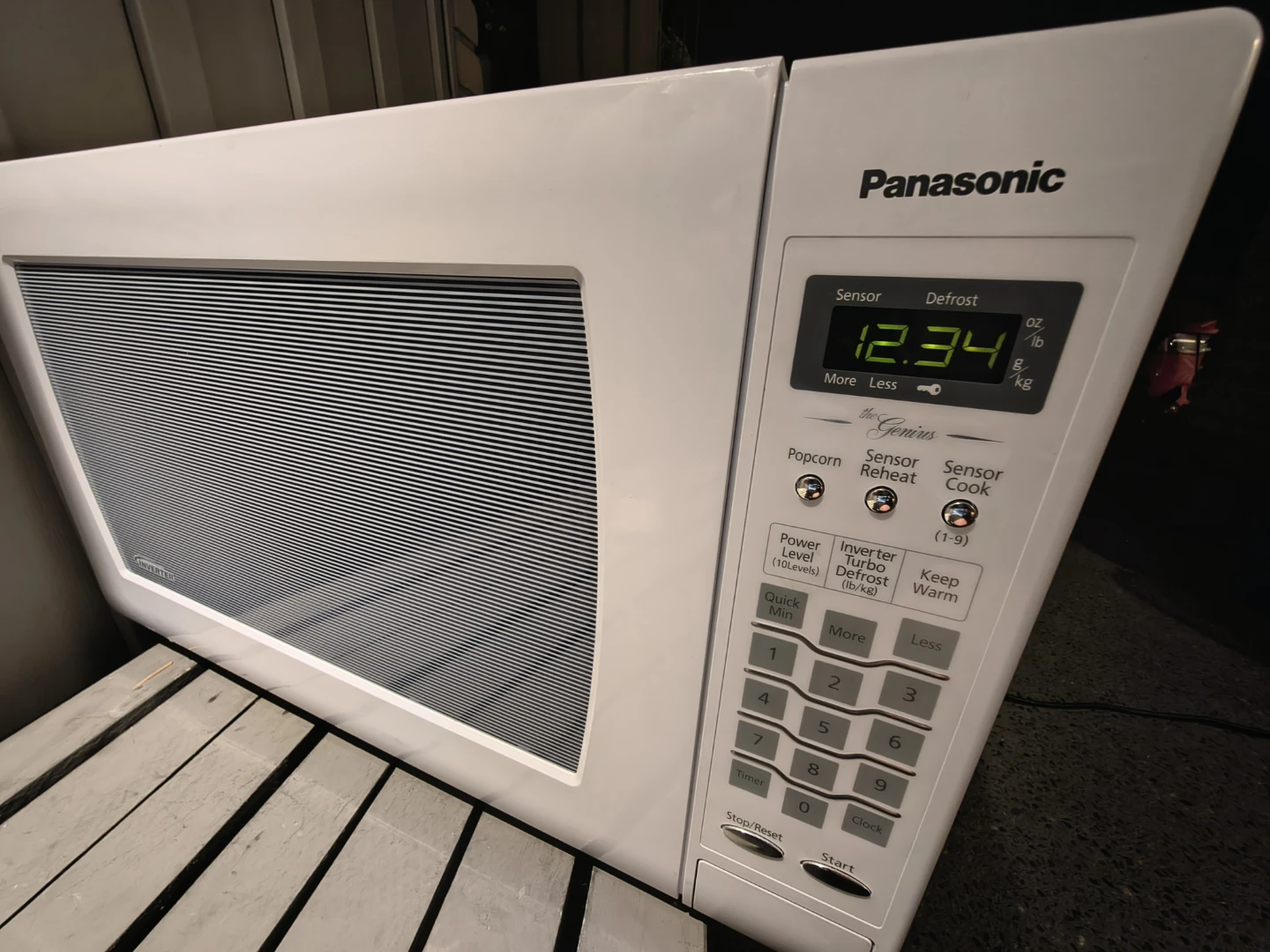 Panasonic Genius Full Size Microwave