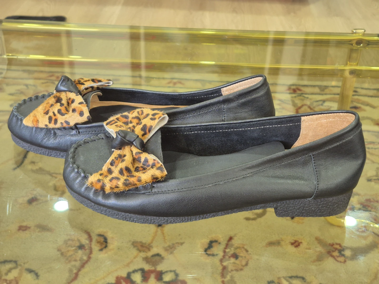 ZANPU Black Loafers with Leopard Hair Bow - photo 5