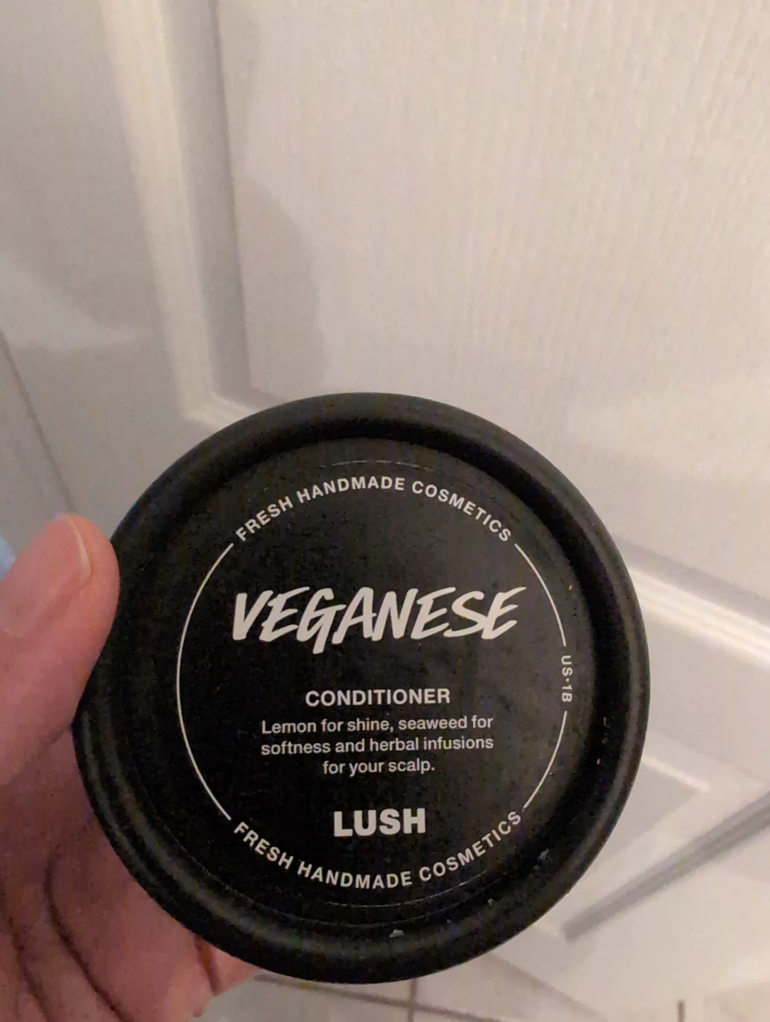 Lush Veganese Conditioner 3.5 oz - photo 3