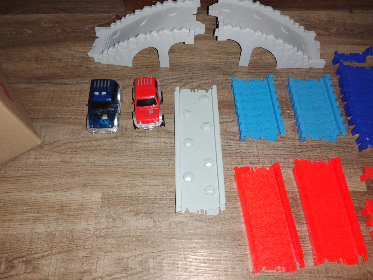 Cars with Adjustable tracks