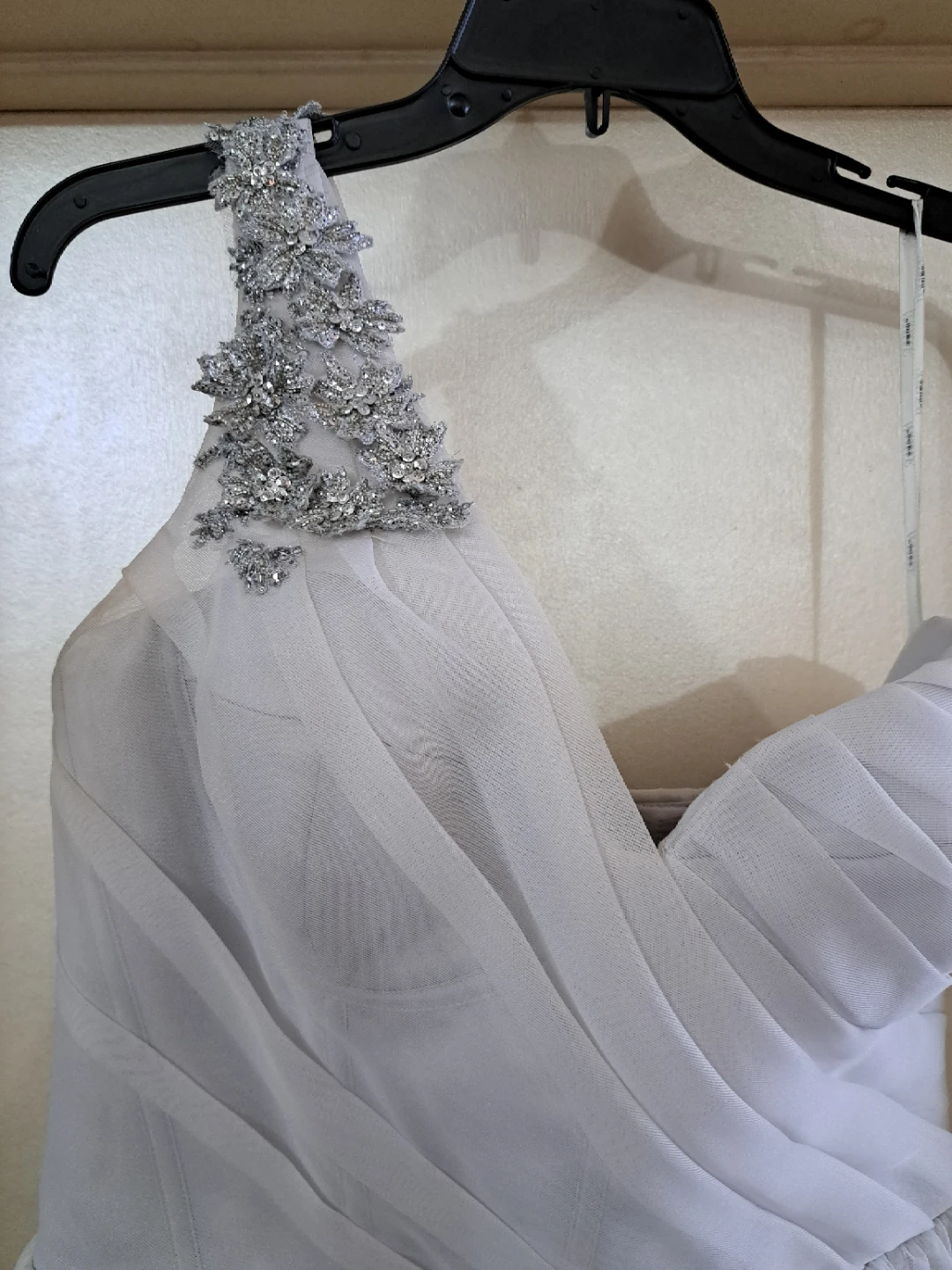Vera Wang One-Shoulder Formal Dress with Embellishments - photo 3