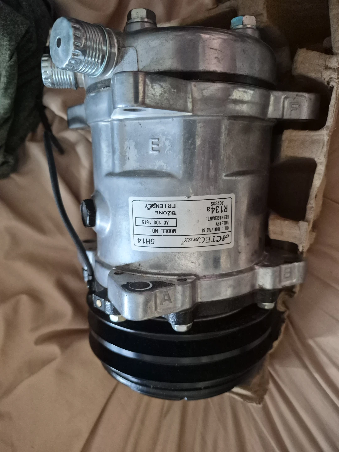ACTECmax Universal A/C Compressor 5H14 R134a - photo 3