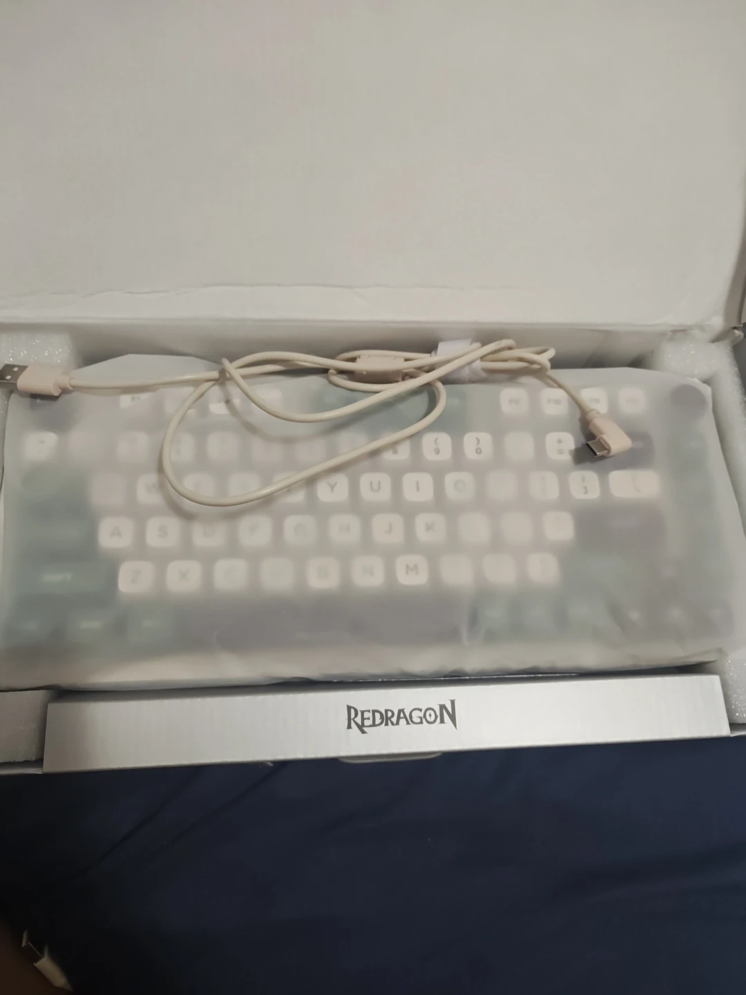 Redragon K681CGC-RGB-PRO 81-key Mechanical Keyboard - photo 2