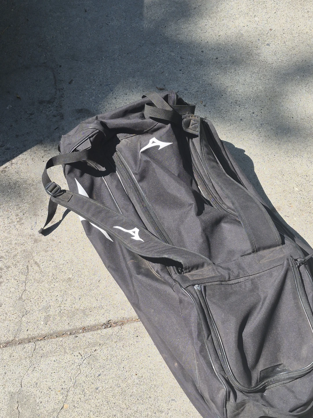 Mizuno Rolling Equipment Bag - photo 3