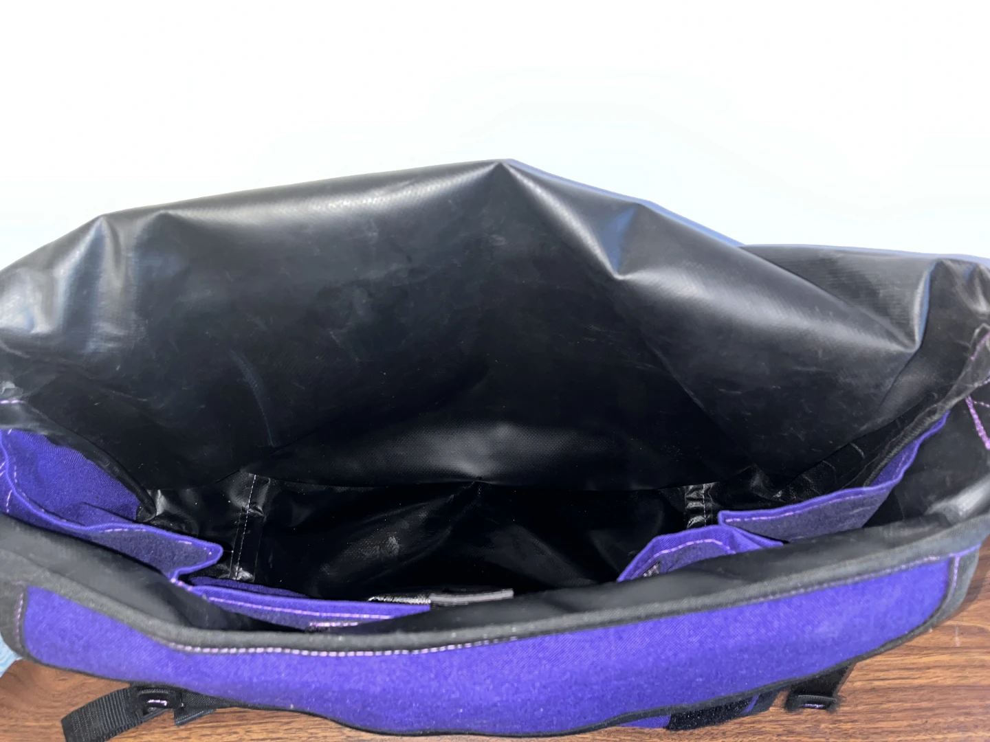 'TRASH' Messenger Bags Dumpster - photo 2
