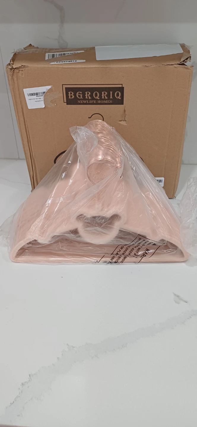 30 pcs Velvet hangers - photo 2