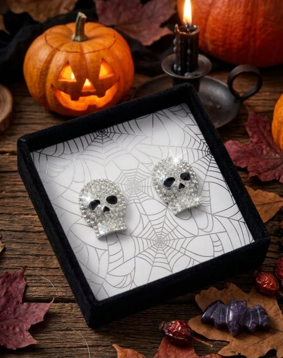 New Halloween Rhinestone Skull Stud Earrings