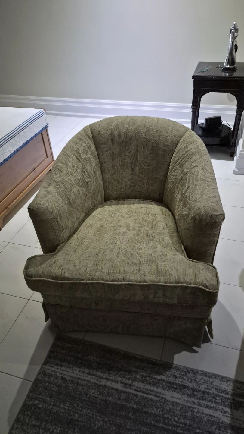 Upholstered Accent Chair