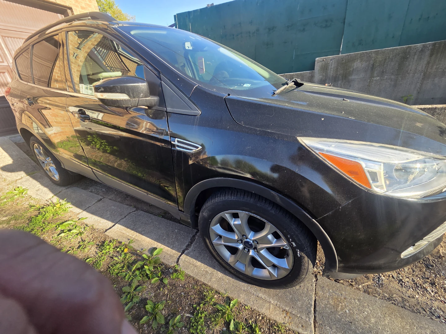 Black Ford Escape - photo 2