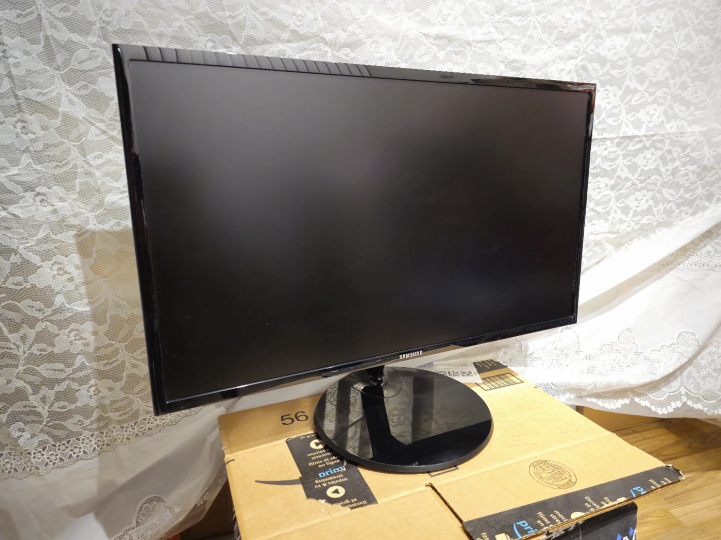 Samsung 27" Full HD 60hz LED monitor