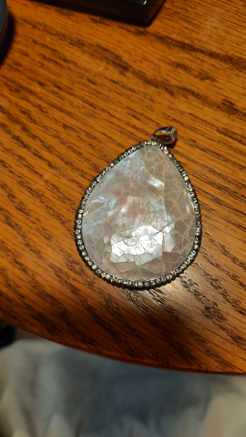 MOP Pendant with Crystals