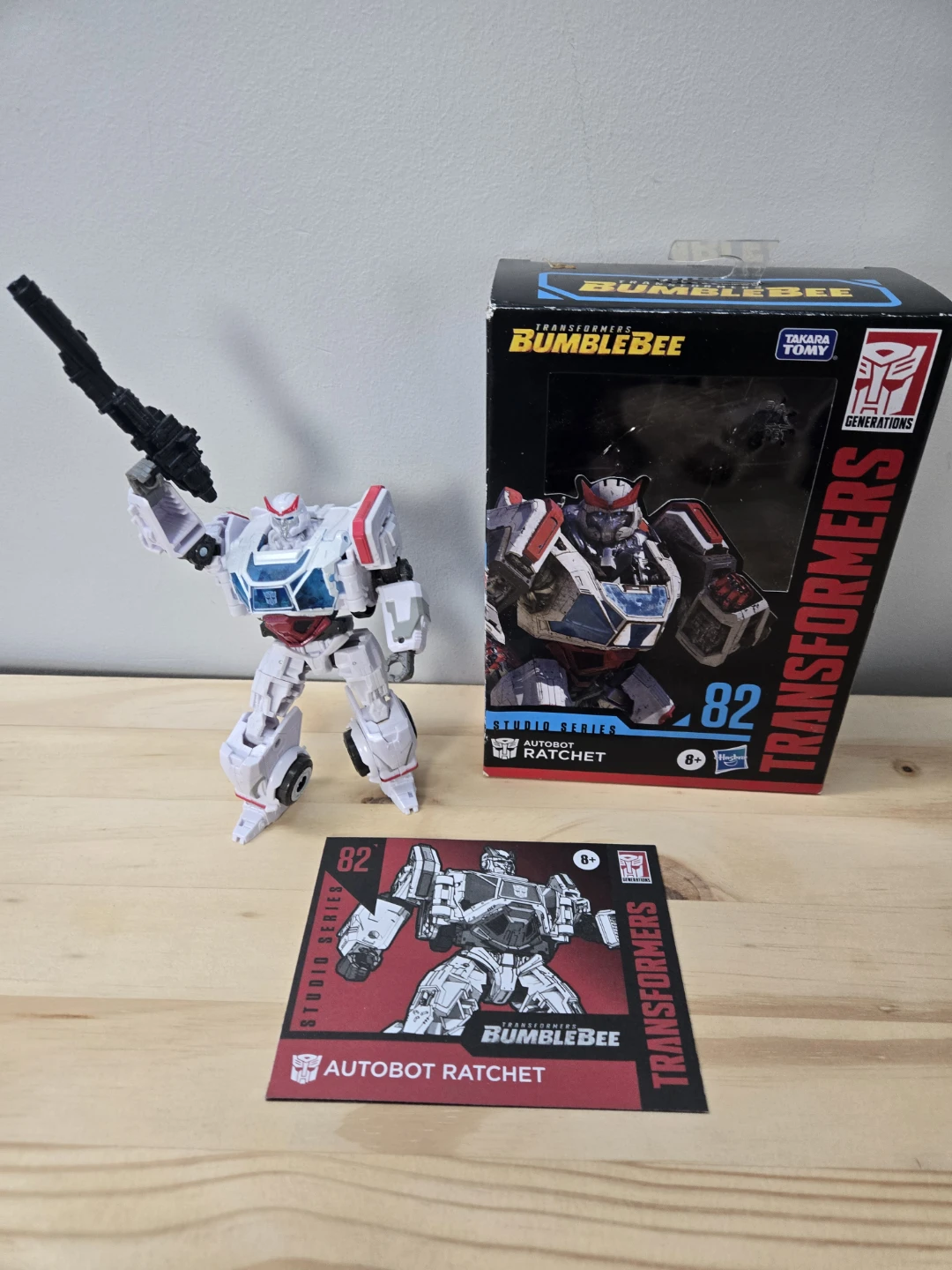 Transformers studio series ratchet - photo 5