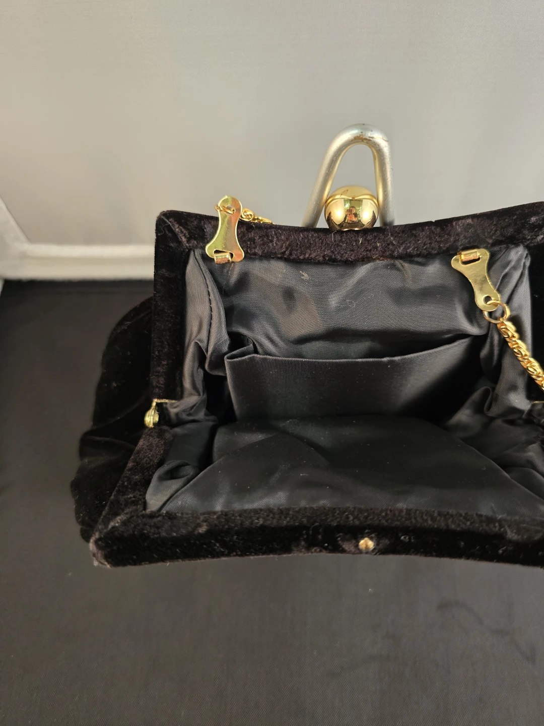 Black Velvet Clasp Purse with Gold Chain - photo 4