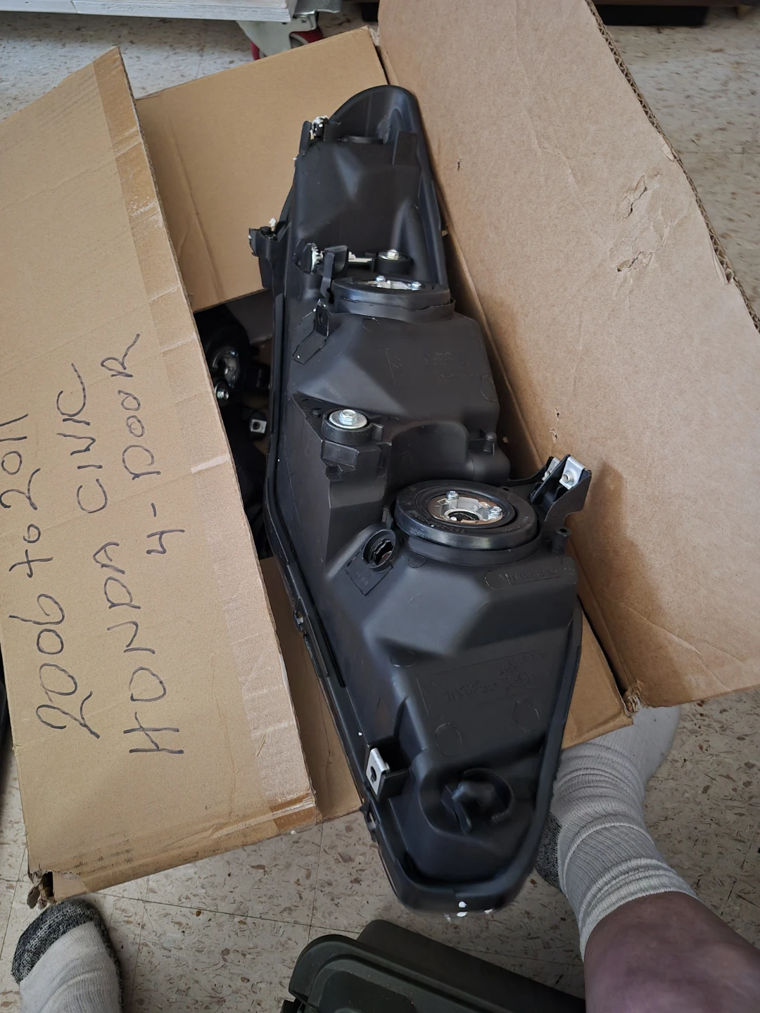 Honda Civic 4-Door Headlight (2006-2011)