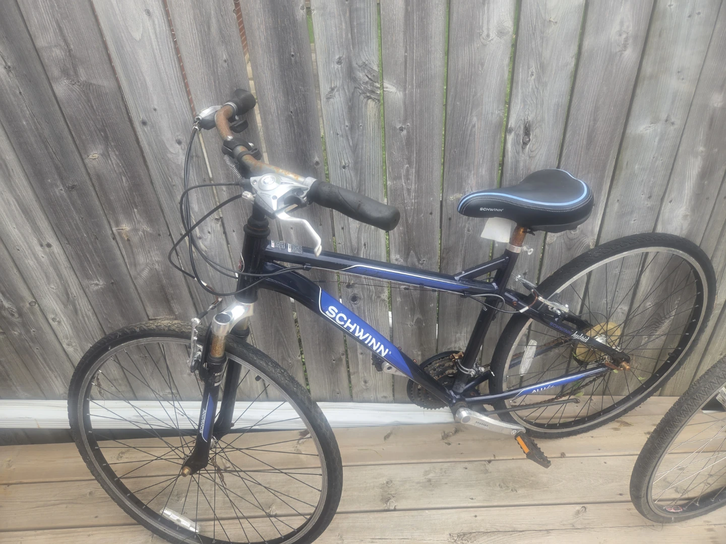 Schwinn Hybrid Bicycle