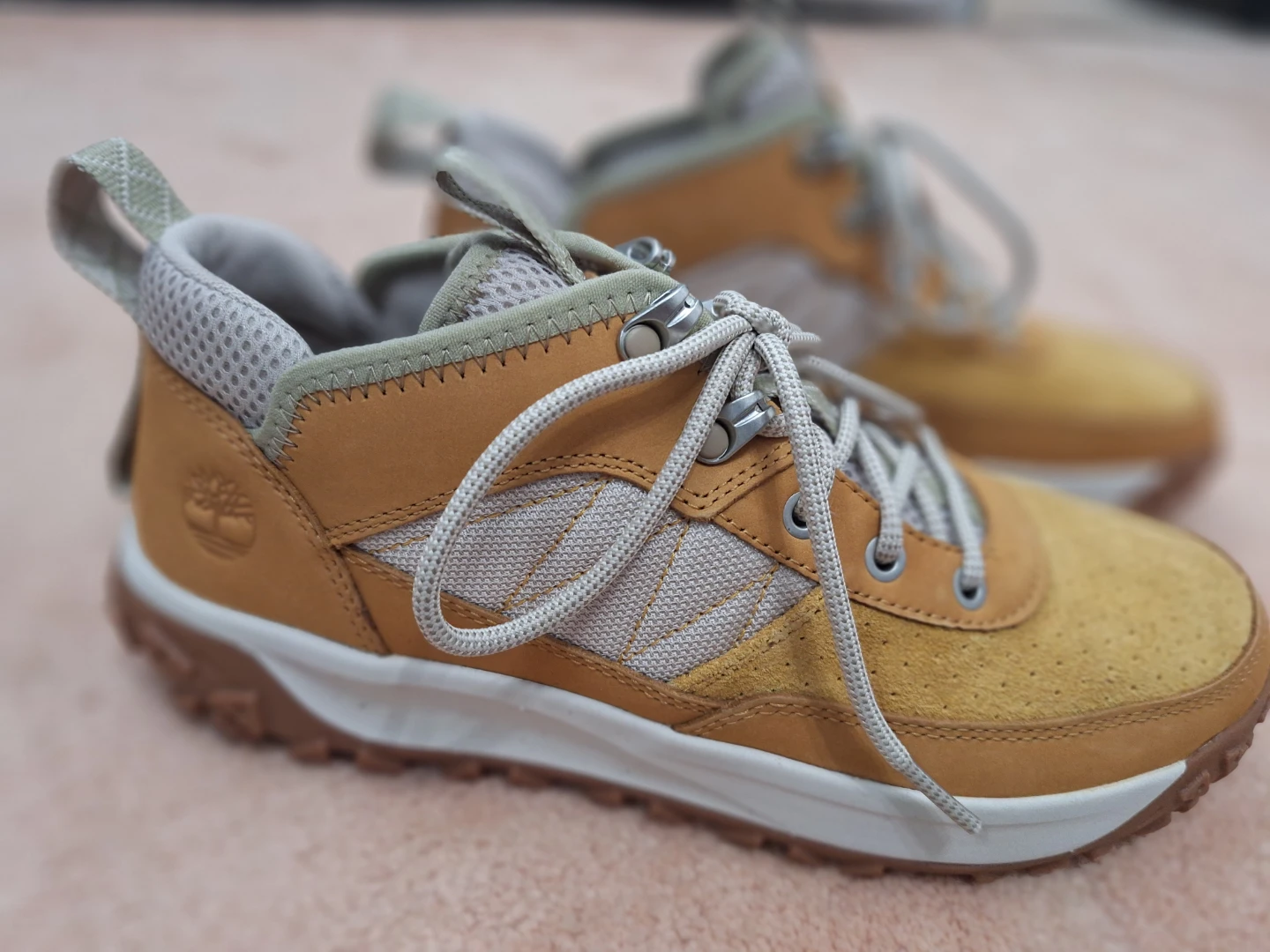 Timberland Womens Wheat Hiking Boots Size 9.5(new) - photo 3