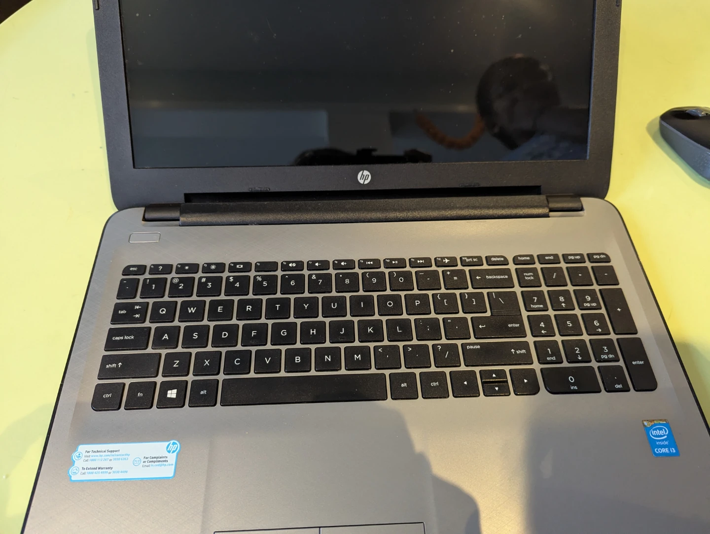 HP Laptop - photo 2