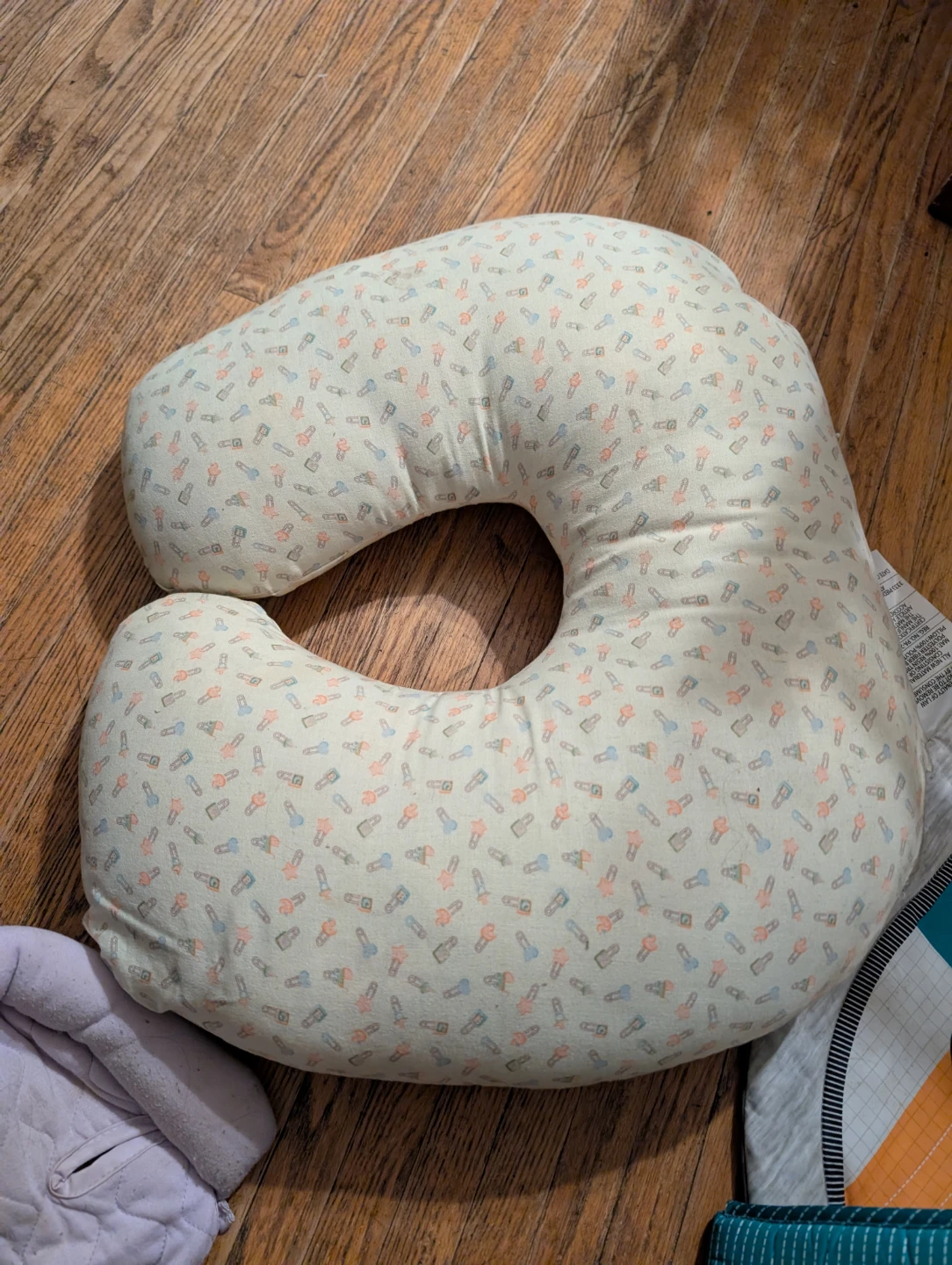 Nursing Pillow with Head Support Insert