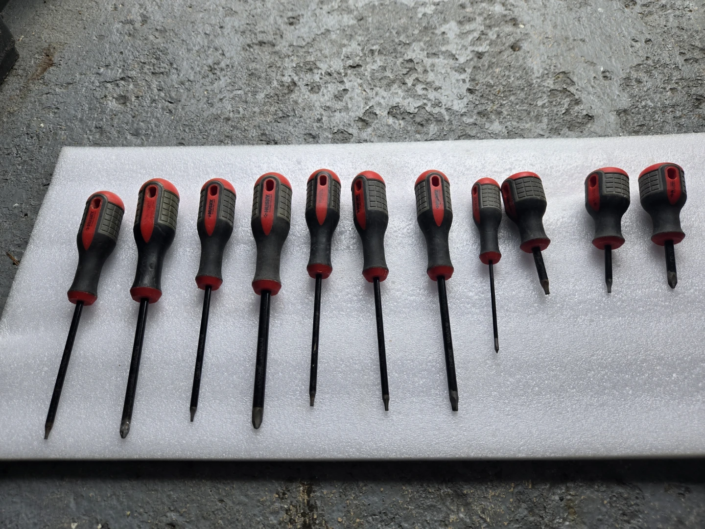 Husky Screwdriver Set
