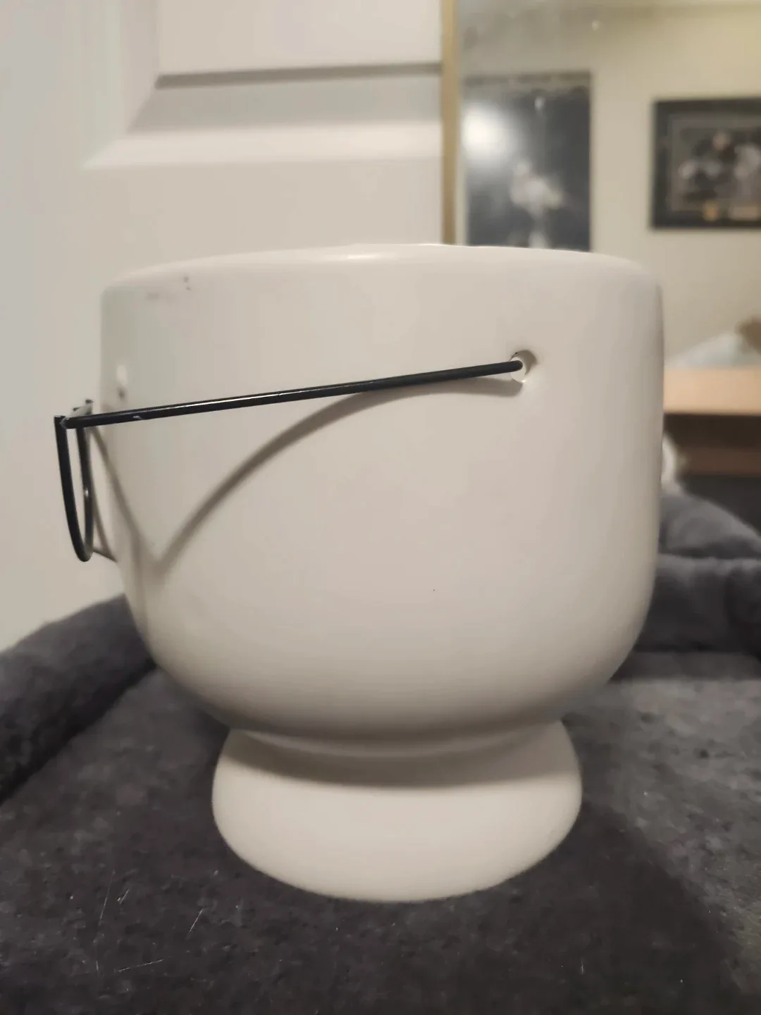 White Ceramic Face Planter with Glasses - photo 3