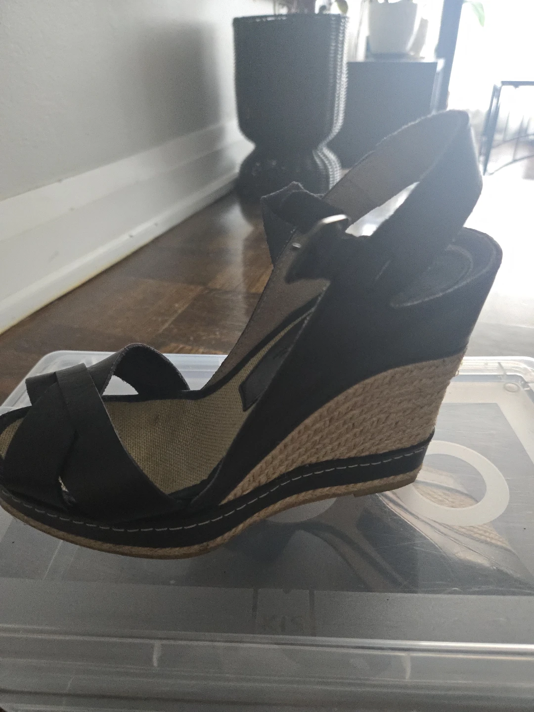 Castaner Black Wedge Sandals