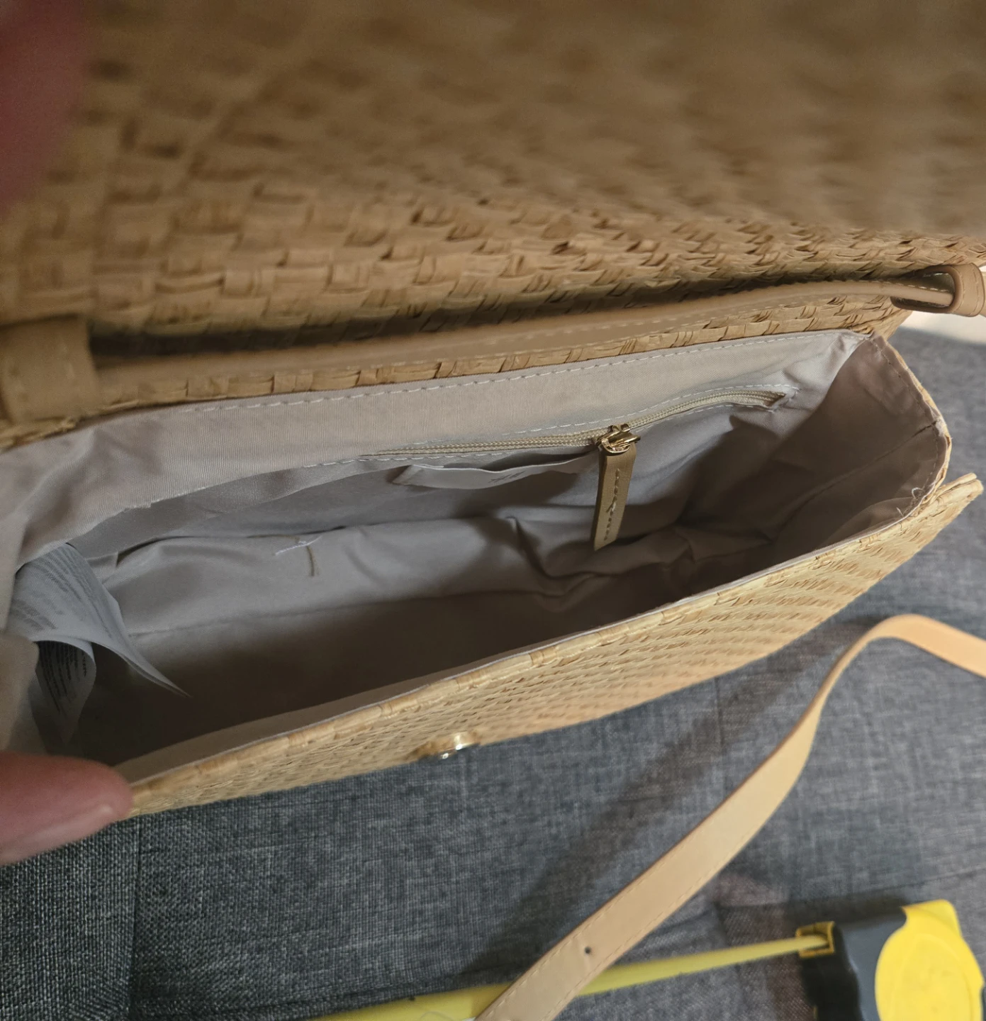Woven Straw Crossbody Bag - photo 3
