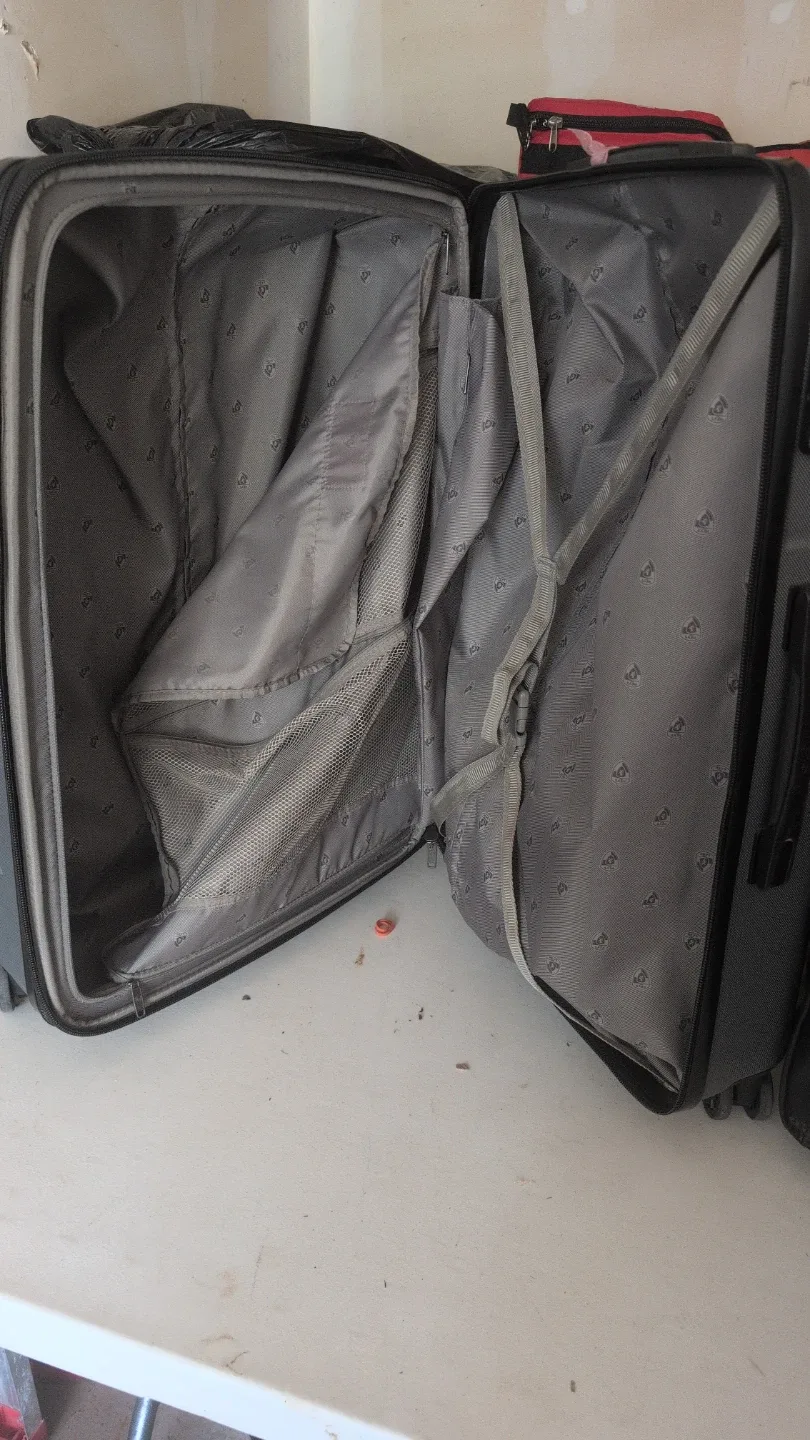 Heys Grey Hardside Spinner Luggage - photo 2