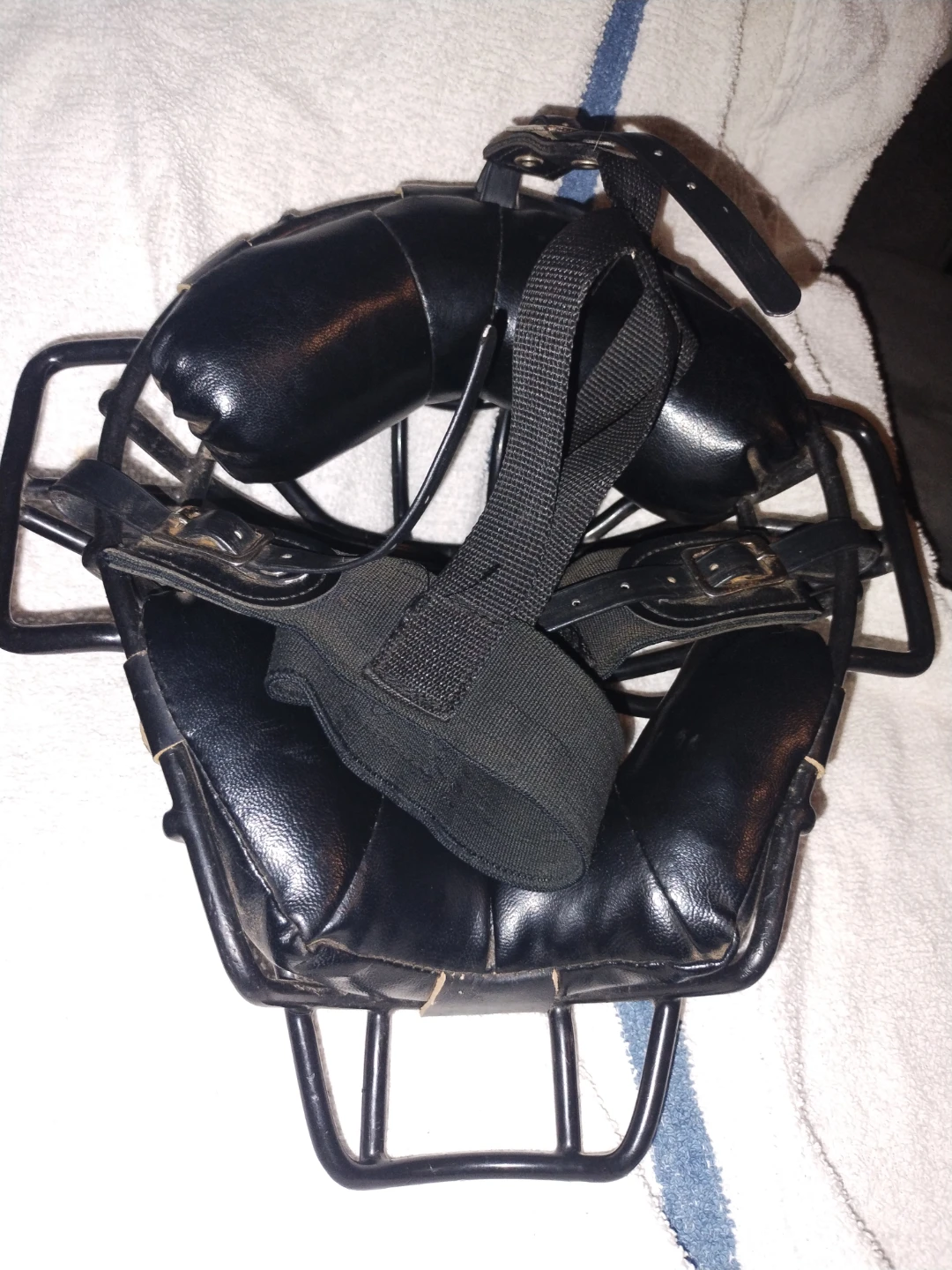 Cooper UM2 Umpire Mask