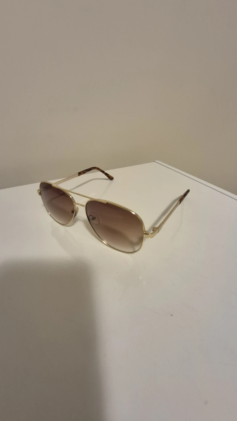 Gold Aviator Sunglasses - photo 3