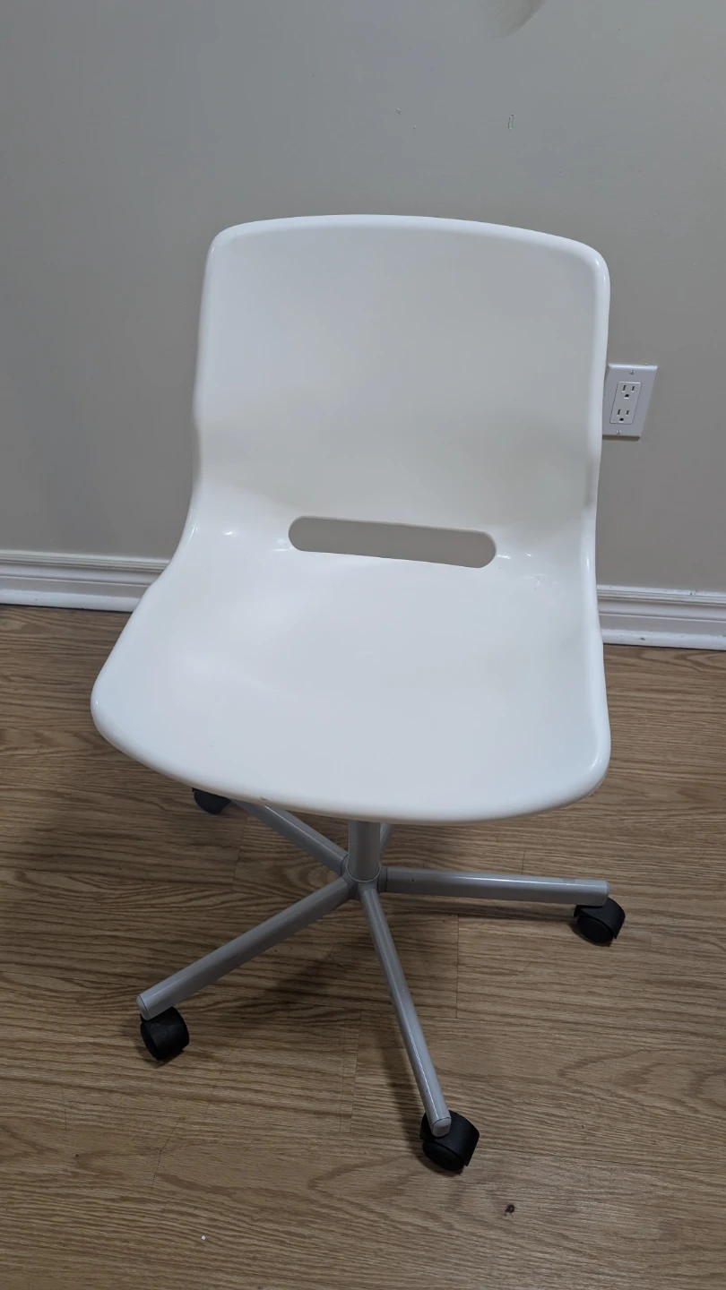 White Swivel Office Chair
