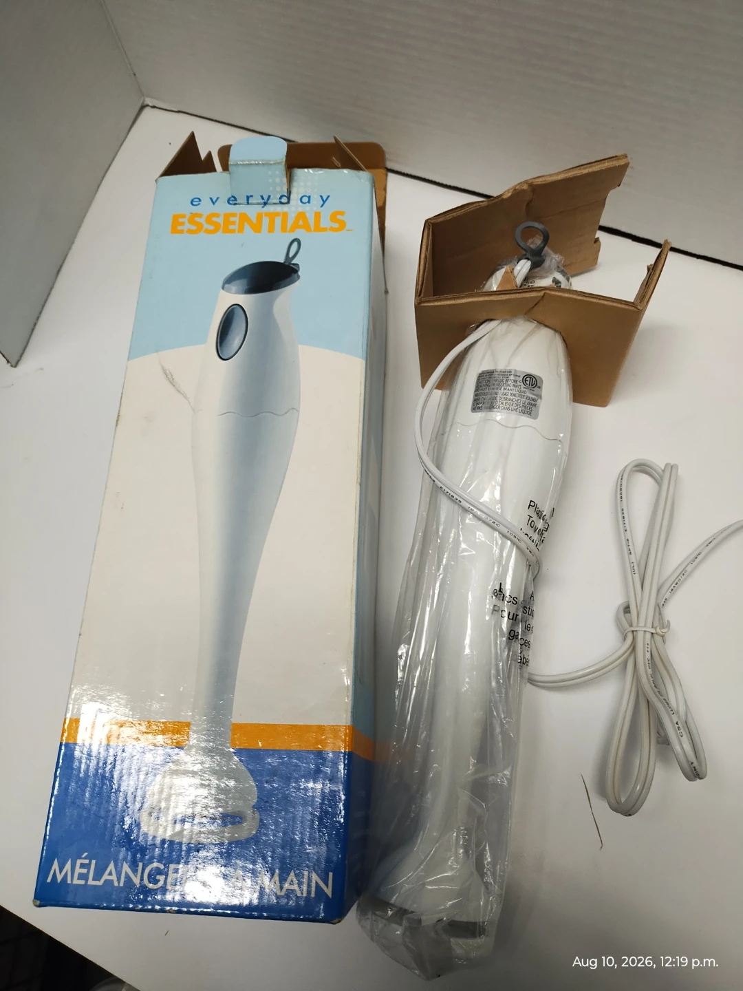 🥣  Everyday Essentials Hand Blender — New in Box - photo 5