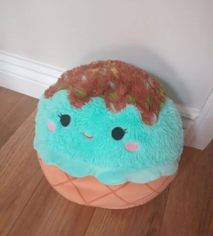 Squishmallows Maya the Mint Ice Cream